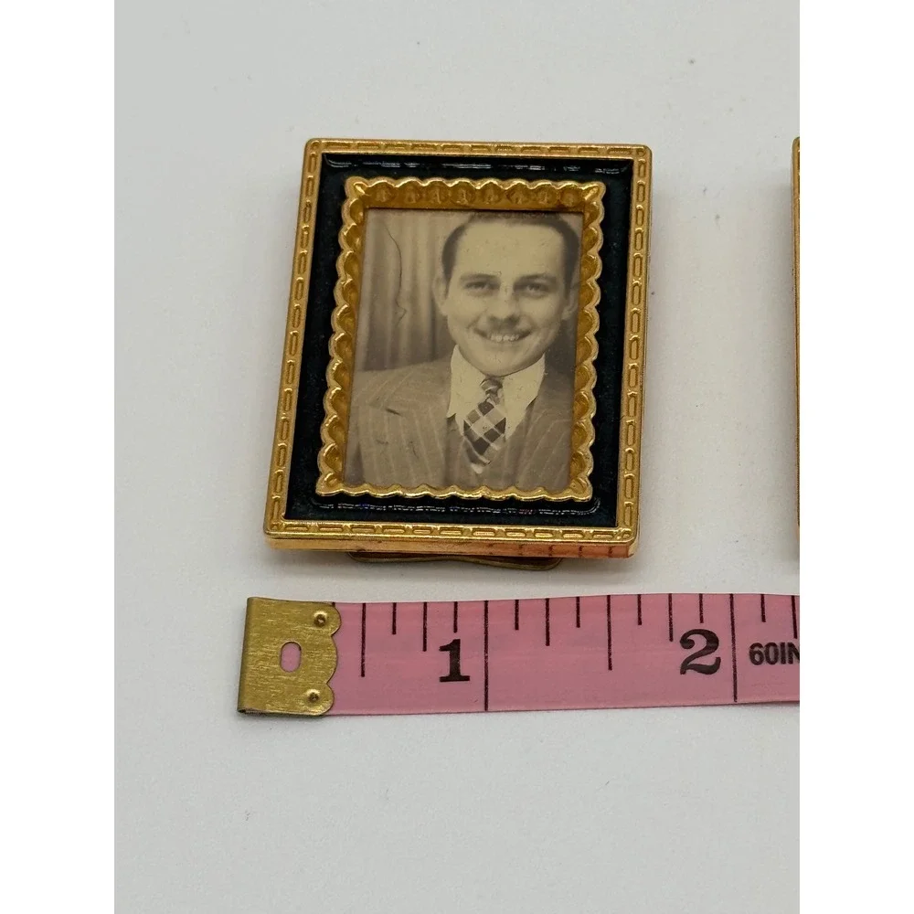 Vintage 80s Mini Picture Frames Black Enamel Gold Scalloped Desk Decor Pair